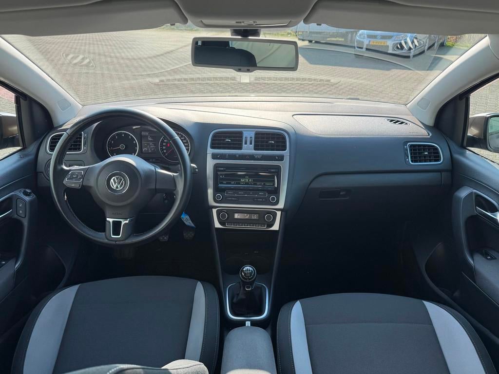 Volkswagen Polo 1.2 Highline LIFE!|CLIMA|CRUISE|PDC|SHZ|, Auto's, Volkswagen, Voorwielaandrijving, Gebruikt, Zwart, Bruin