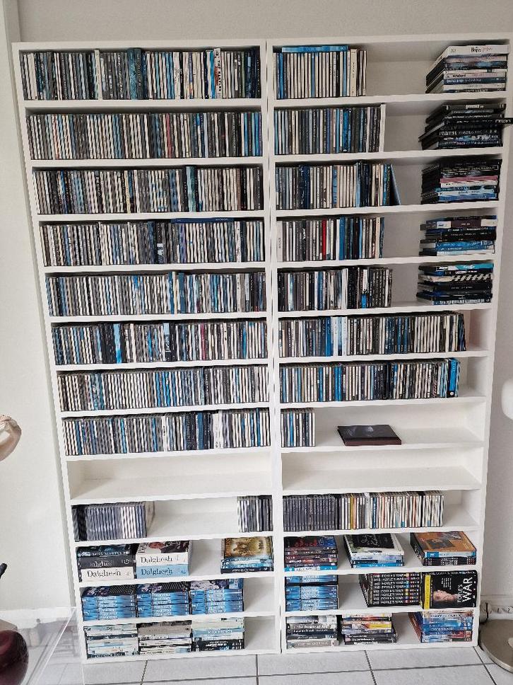 cd kast, Huis en Inrichting, Woonaccessoires | Cd- en Dvd-rekken, Zo goed als nieuw, Cd's, 150 discs of meer, Hout, Ophalen