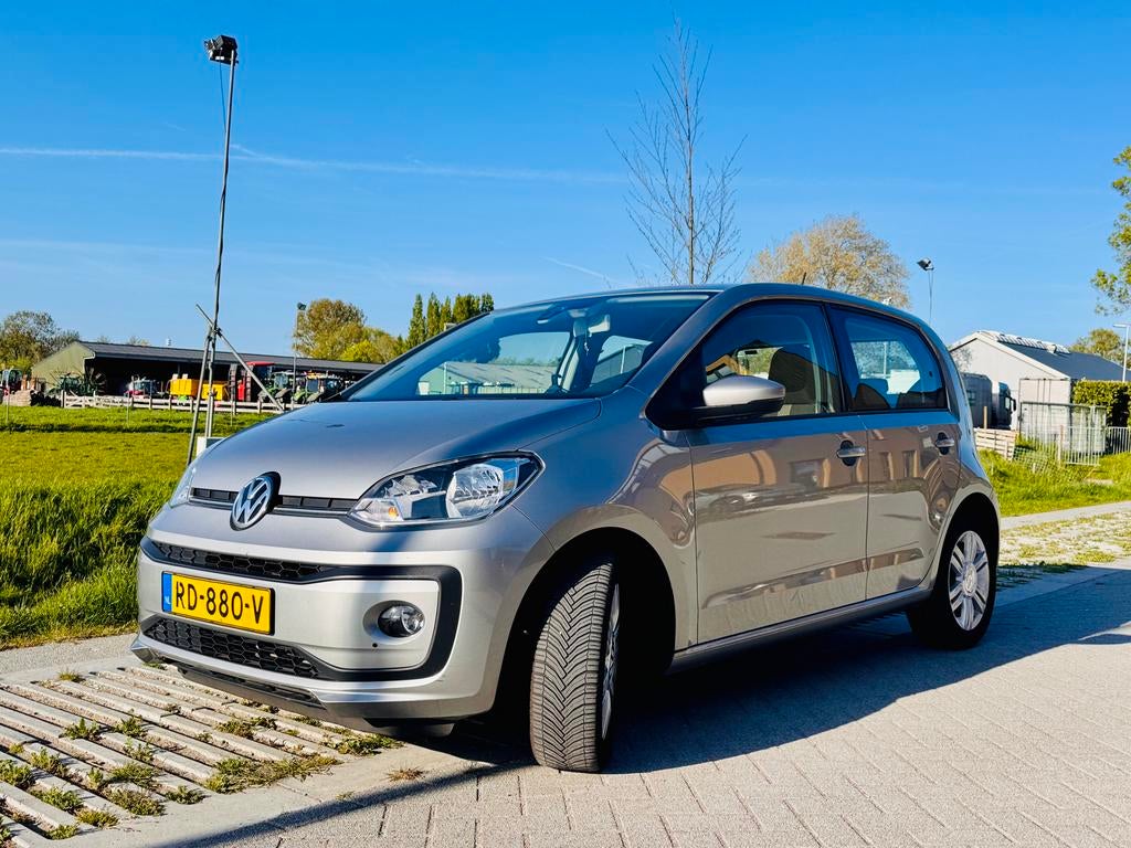 Volkswagen High Up! 1.0 44KW 5-DRS 2017, Auto's, Volkswagen, Voorwielaandrijving, Up!, 4 stoelen, Origineel Nederlands