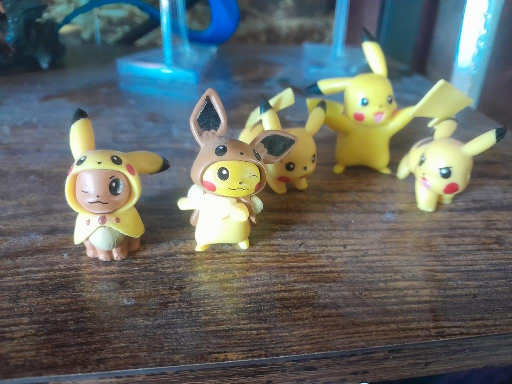 Pokemon poppetjes pikachu, Ophalen of Verzenden
