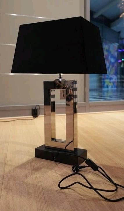 Design Eichholtz Arlington Tafellamp RVS Granieten Voet, 50 tot 75 cm, Overige materialen, Ophalen of Verzenden, Zo goed als nieuw