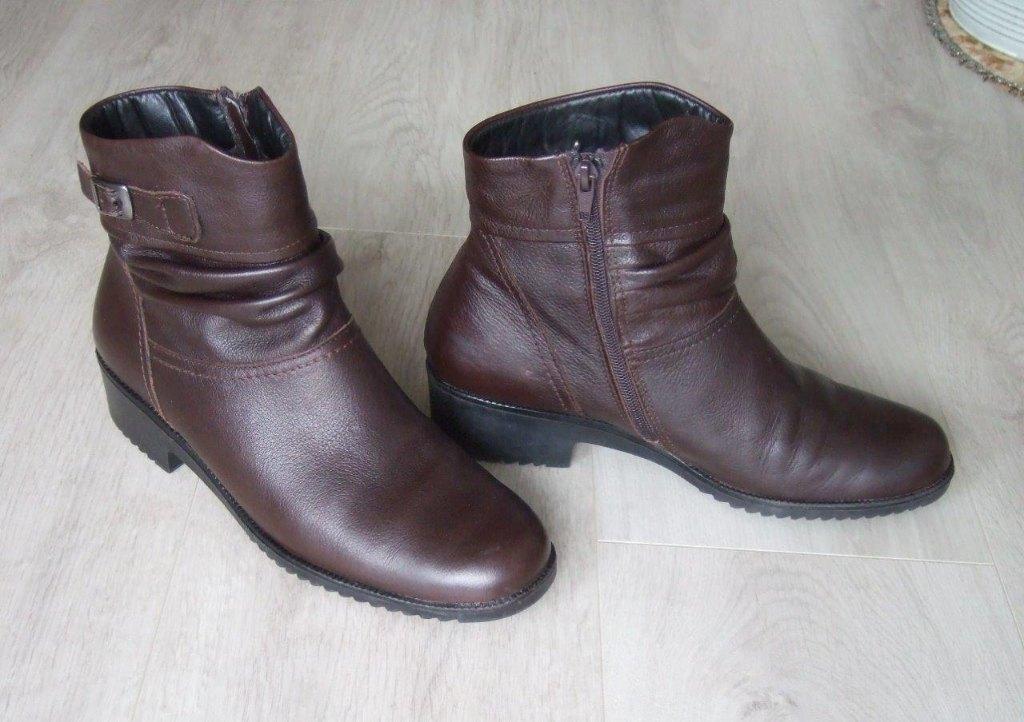 laarsjes Medicus bruin leer lage hak maat 5 = maat 38, Kleding | Dames, Schoenen, Bruin, Lage of Enkellaarzen, Ophalen of Verzenden
