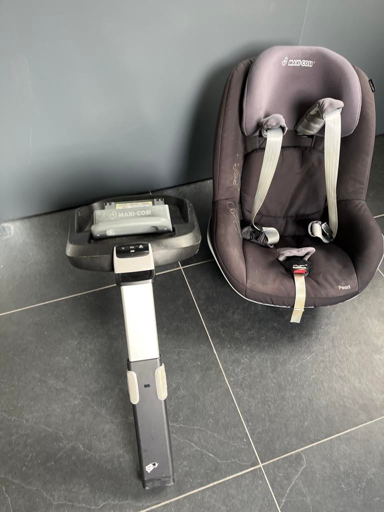 Maxi Cosi Pearl autostoel met FamilyFix base, Kinderen en Baby's, Autostoeltjes, Gebruikt, 9 t/m 18 kg, Ophalen of Verzenden, Isofix