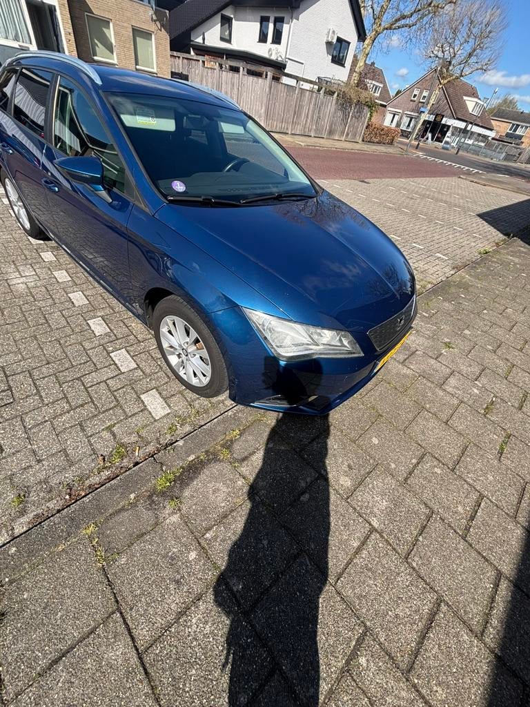 Seat Leon 1.2 TSI 105 pk 2014 Blauw, Auto's, Seat, Voorwielaandrijving, 1154 kg, 4 cilinders, 620 kg