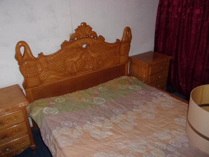 oud antiek bed, Antiek en Kunst, Antiek | Meubels | Bedden, Ophalen