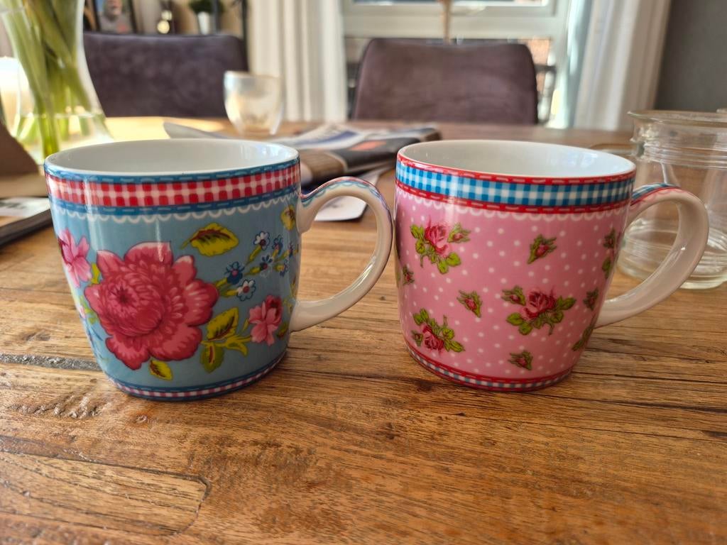 2 PIP Studio koffiemokken - Royal Raja collectie, Huis en Inrichting, Keuken | Servies, Keramiek, Ophalen of Verzenden, Zo goed als nieuw