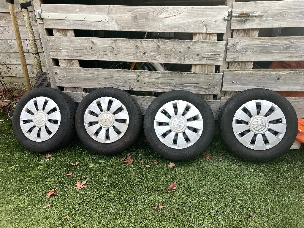 Velgen/banden/wieldoppen 175/65R14 o.a. VW UP!, Ophalen, Gebruikt, Seat