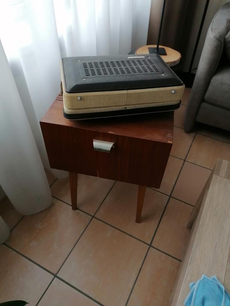 2 oude platenspelers, Ophalen