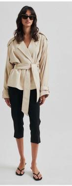 Second Female capri broek  zwart  zgan mt M, Ophalen of Verzenden, Zo goed als nieuw, Zwart, Driekwart