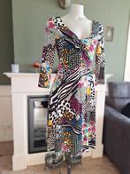 Sandro Ferrone jurk mooie kleuren borst detail IT 46 NL 40, Maat 38/40 (M), Verzenden, Sandro Ferrone, Zo goed als nieuw