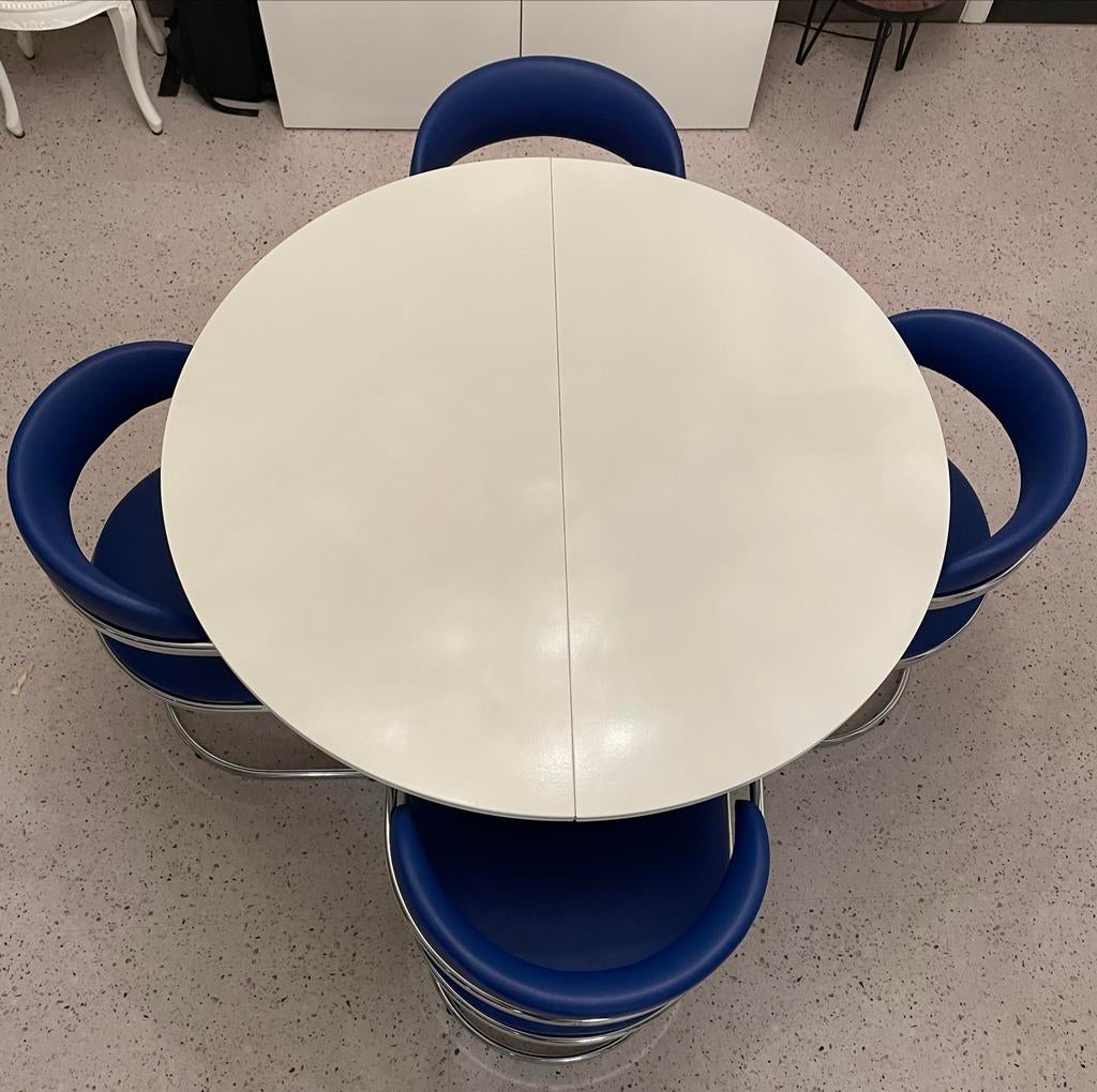 IKEA eettafel met 4 unieke stoelen - uitschuifbaar, Huis en Inrichting, Tafels | Eettafels, 100 tot 150 cm, Rond, Zo goed als nieuw