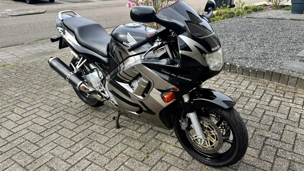 Honda CBR600F  1997 43000km, Motoren, Sportuitlaat, 4 cilinders, Motorrijbewijs A, Gebruikt