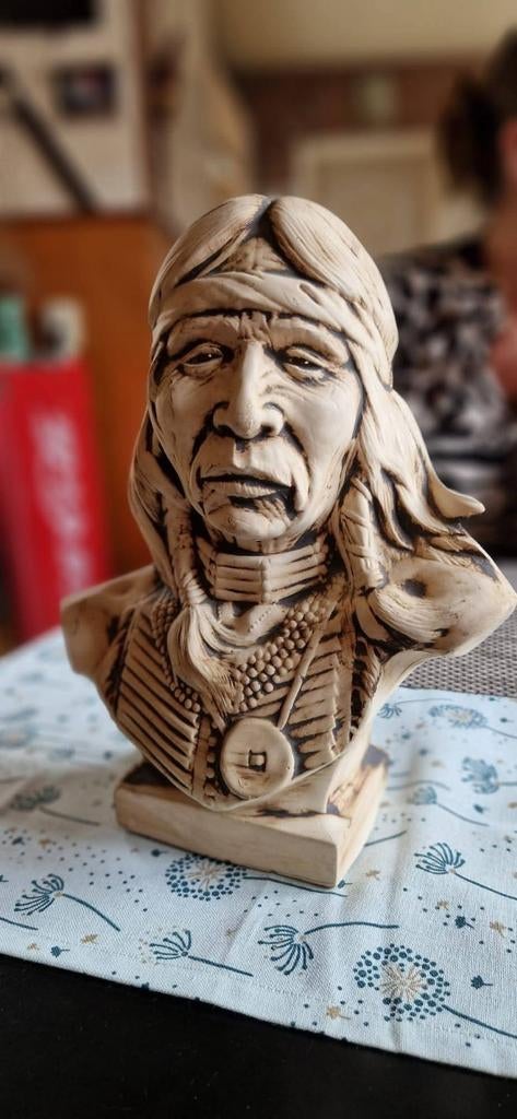 Mooi indianen beeld prijs 10euro afhalen postcode 6151eb, Verzamelen, Beelden en Beeldjes, Ophalen of Verzenden, Zo goed als nieuw