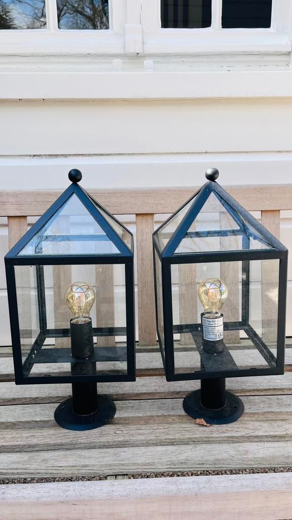 Buitenverlichting “Bloemendaal” sokkellamp. 2x, Ophalen, Minder dan 50 watt, Wandlamp, Netvoeding