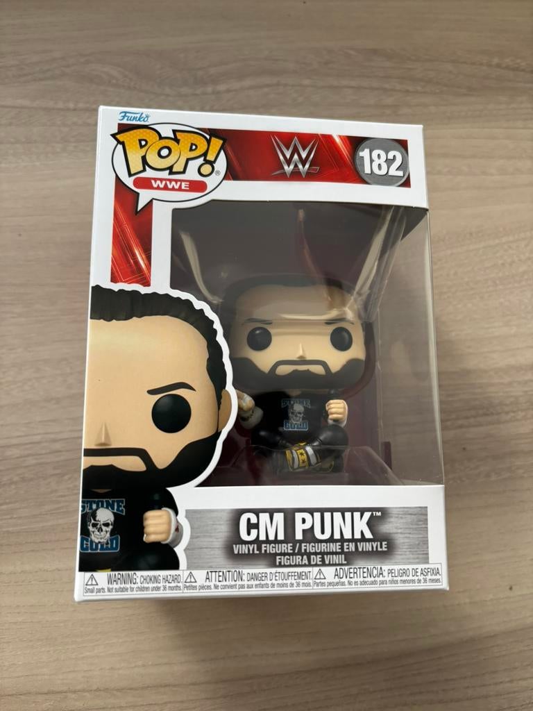 Funko Pop! WWE #182 – CM Punk sitting, Funko Europe, Nieuw, Ophalen of Verzenden, 4th floor, 1 Queen Caroline St, London W6 9YN, Verenigd Koninkrijk