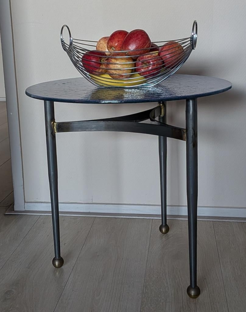 Vintage bijzettafel, Huis en Inrichting, Tafels | Bijzettafels, 45 tot 60 cm, Minder dan 55 cm, Rond, Ophalen of Verzenden