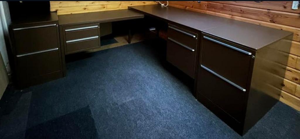 Bureau design met ladenblokken, Huis en Inrichting, Bureaus, Ophalen, Gebruikt, Met lades, Metaal