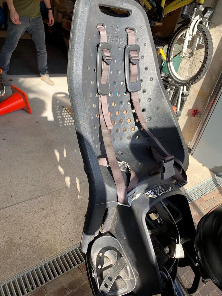 Yepp fietsstoel achterzitje, Ophalen, Zo goed als nieuw