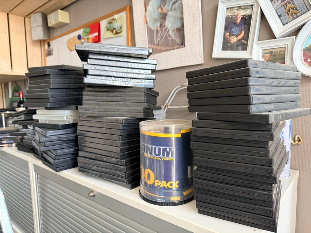 GRATIS Cd-R en cd/dvd hoezen voor bosje bloemen., Ophalen, Nieuw, Cd, Op spindel