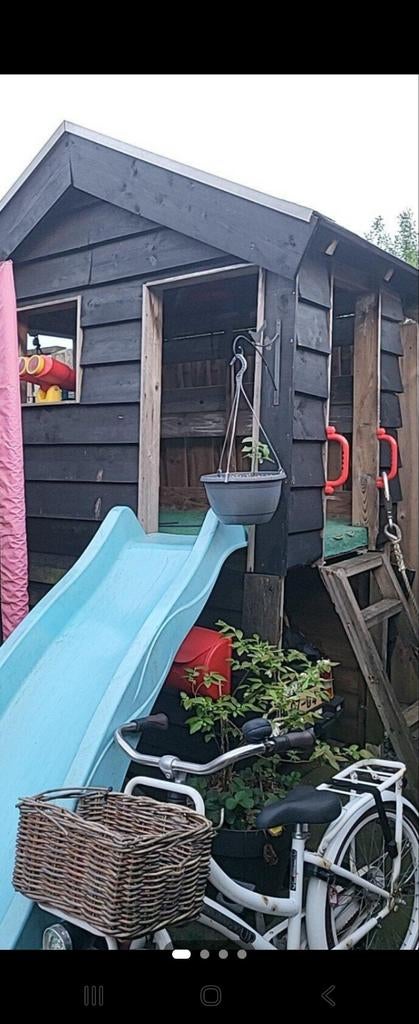 Gratis speelhuisje met glijbaan en accessoires, Ophalen