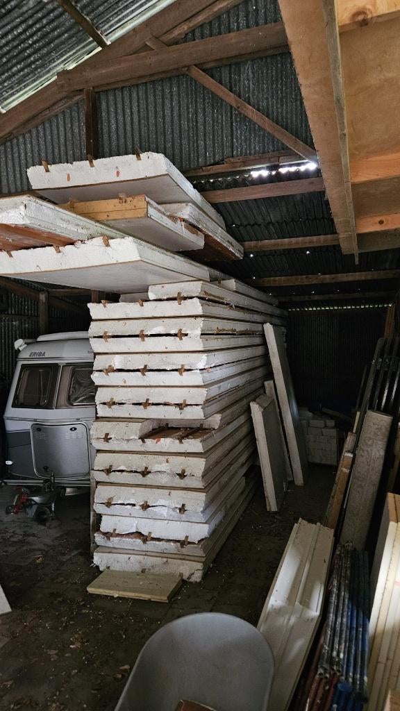 Isobouw isolatie dakplaten 560x100x13 ruim 100m2, Doe-het-zelf en Verbouw, Gebruikt, 12 cm of meer, 15 m² of meer, Piepschuim (Tempex)