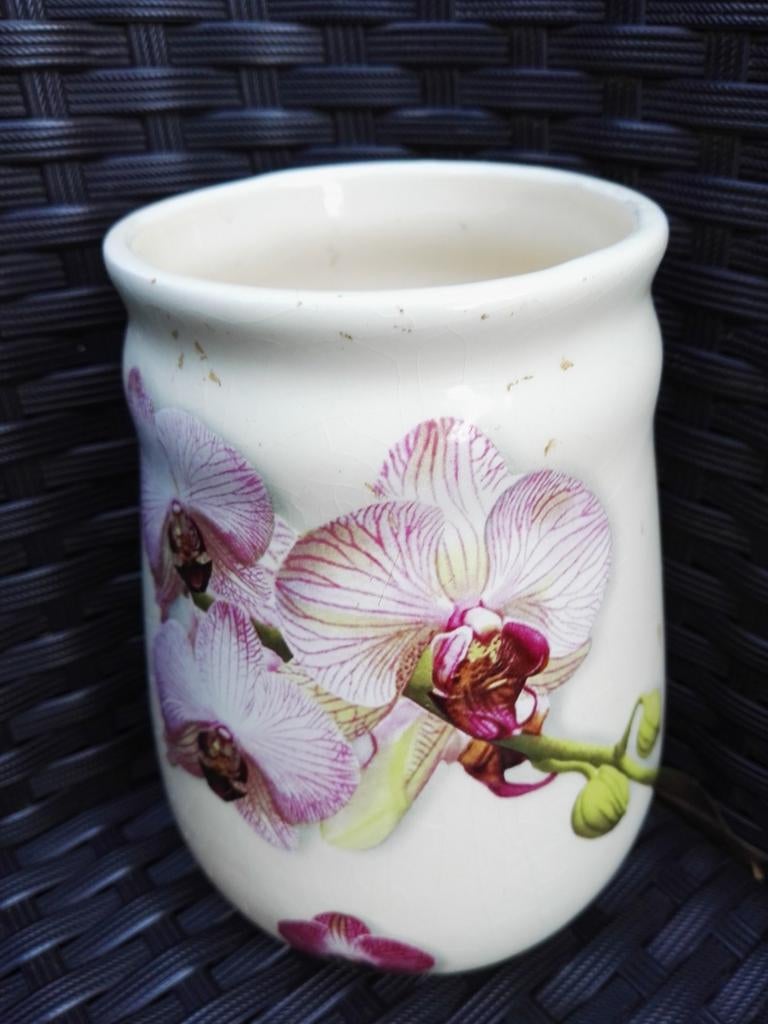 Vaas met vlinder Orchideeën, Huis en Inrichting, Woonaccessoires | Vazen, Ophalen of Verzenden, Overige kleuren, Glas, Minder dan 50 cm