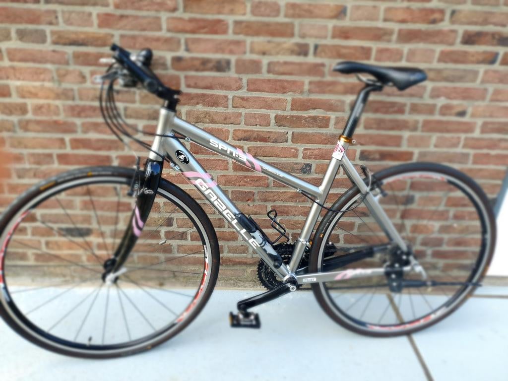 In nieuwstaat Gazelle dames racefiets.maat 51 recht stuur, Fietsen en Brommers, Fietsonderdelen, Zo goed als nieuw, Ophalen of Verzenden