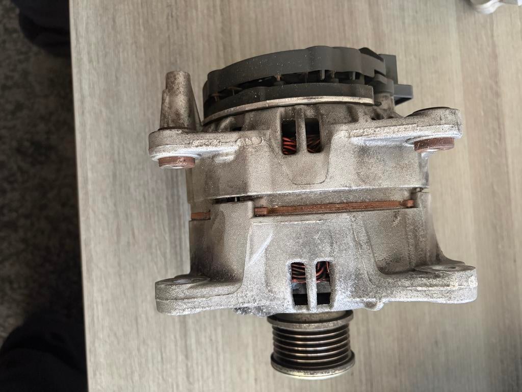 Dynamo VAG Bosch F 00M 144 197, Ophalen, Gebruikt, Volkswagen