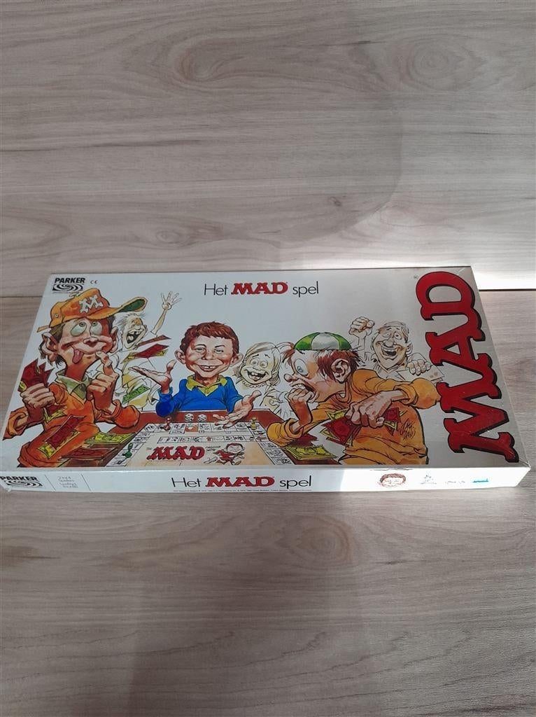 Het mad Spel - parker - s5130, Hobby en Vrije tijd, Gezelschapsspellen | Bordspellen, Verzenden, Zo goed als nieuw