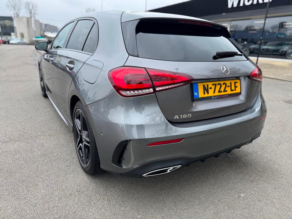 Mercedes-Benz A-klasse 180 AMG Sfeerverlichting Leder Led 20, Auto's, Mercedes-Benz, 136 pk, Gebruikt, 4 cilinders, Origineel Nederlands