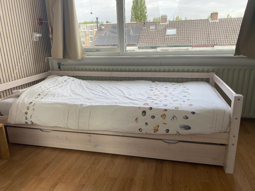 1- persoonsbed met logeerbed, Huis en Inrichting, Slaapkamer | Bedden, Ophalen, Gebruikt, 90 cm, Eenpersoons