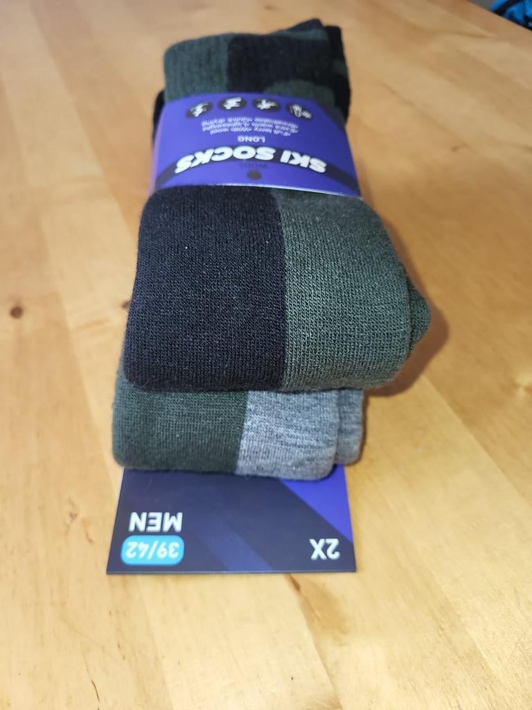 Twee paar nieuwe ski sokken maat 39/42, Kleding | Heren, Wintersportkleding, Ophalen of Verzenden, Nieuw, Overige maten, Overige typen