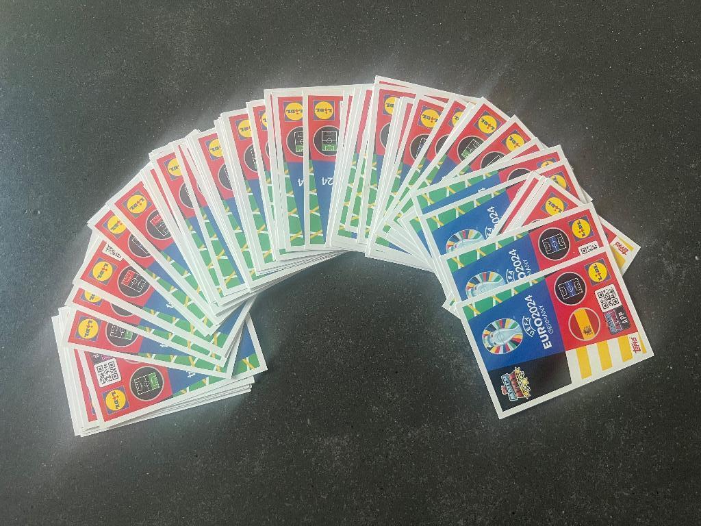 70 Lidl voetbalplaatjes UEFA 2024, Lidl, Ophalen of Verzenden