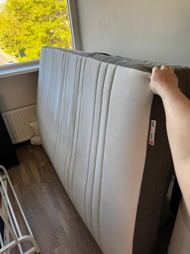 IKEA Hövåg matras, zo goed als nieuw, Huis en Inrichting, Slaapkamer | Matrassen en Bedbodems, Tweepersoons, Zo goed als nieuw