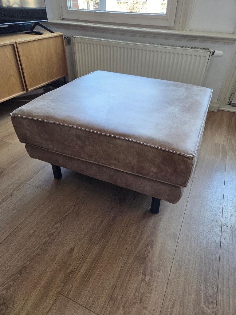 Lederen poef, Ophalen, Gebruikt, Leer, 50 tot 75 cm