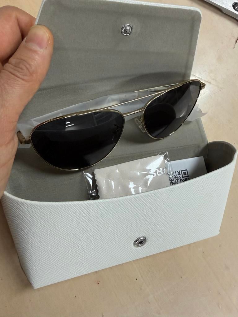Michael Kors Zonnebril met Hoesje - Zo Goed Als Nieuw, Overige merken, Zonnebril, Zwart, Ophalen of Verzenden