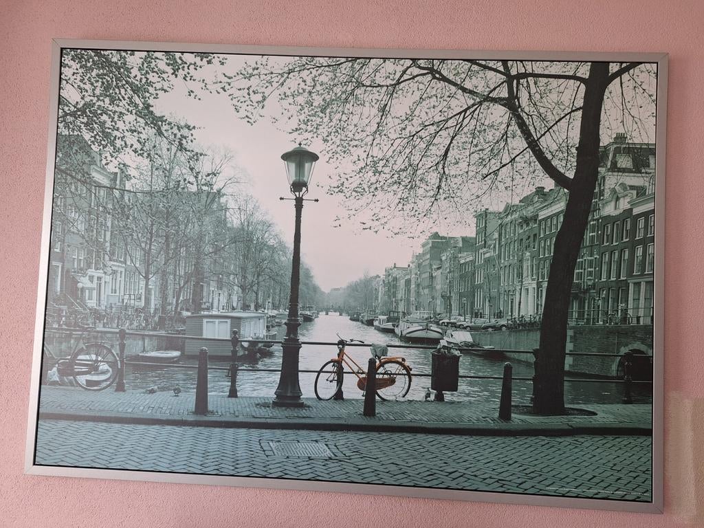 Ikea schilderij, Ophalen