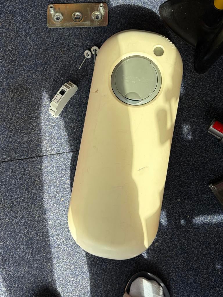 Newmotion laadpaal incl.  netwerkkastje en laadkabel, Auto diversen, Laadpalen, Ophalen, Gebruikt, Laadpaal en Laadkabel