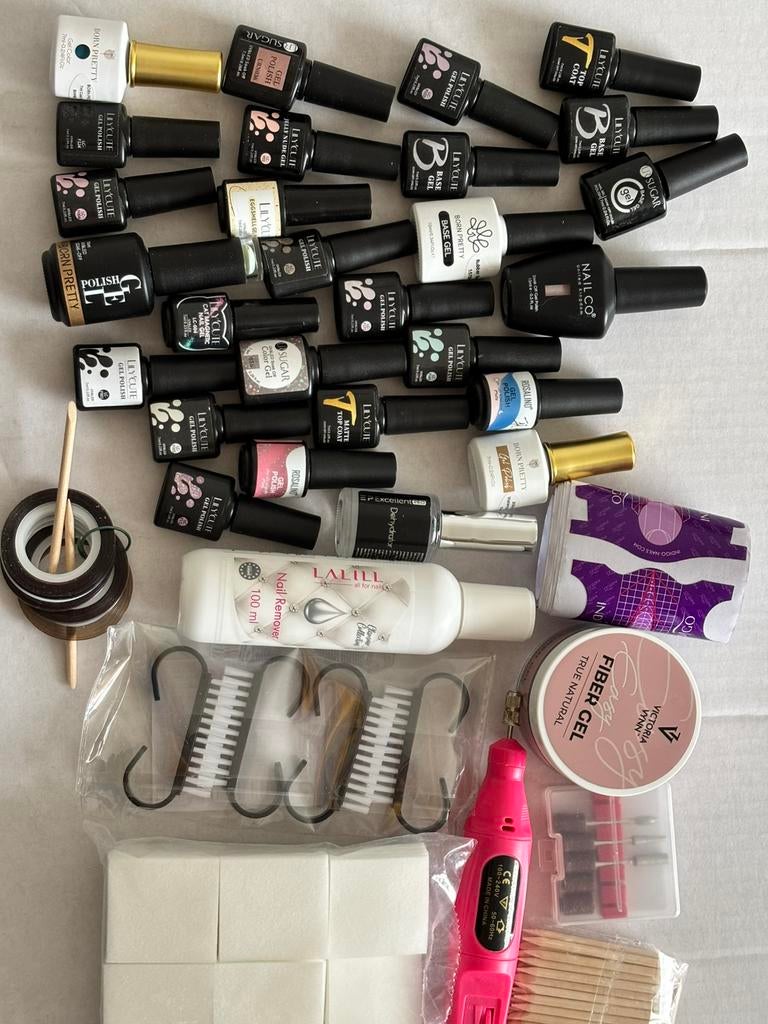 Complete nagelset, Ophalen, Zo goed als nieuw, Handen en Nagels