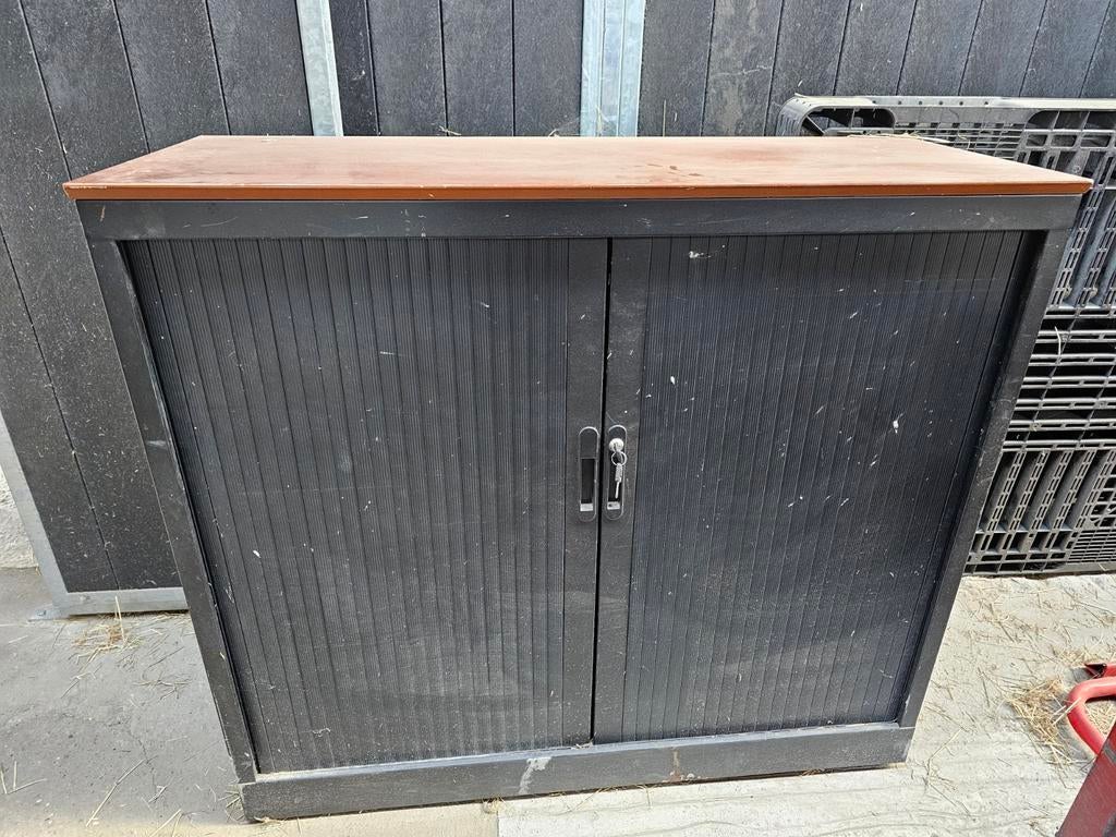 Archiefkast laag met 2 legplanken, Huis en Inrichting, Kasten | Roldeurkasten en Archiefkasten, Gebruikt, 150 tot 200 cm, 50 tot 100 cm