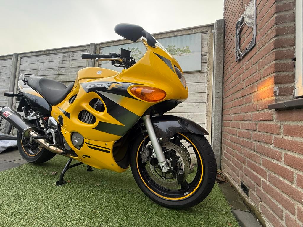 Suzuki GSX 600F -2004 - weinig kilometers-30565km, Motoren, Motoren | Suzuki, Sportuitlaat, 4 cilinders, Motorrijbewijs A, Meer dan 35 kW