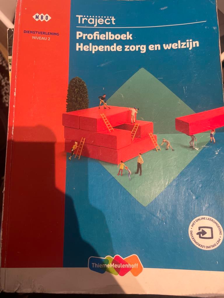 Traject Profielboek Helpende zorg en welzijn MBO, Ophalen of Verzenden, Gamma, Zo goed als nieuw, MBO