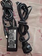 HP 45W GROTE PIN ADAPTER/OPLADER €10,00, Ophalen, Zo goed als nieuw, HP