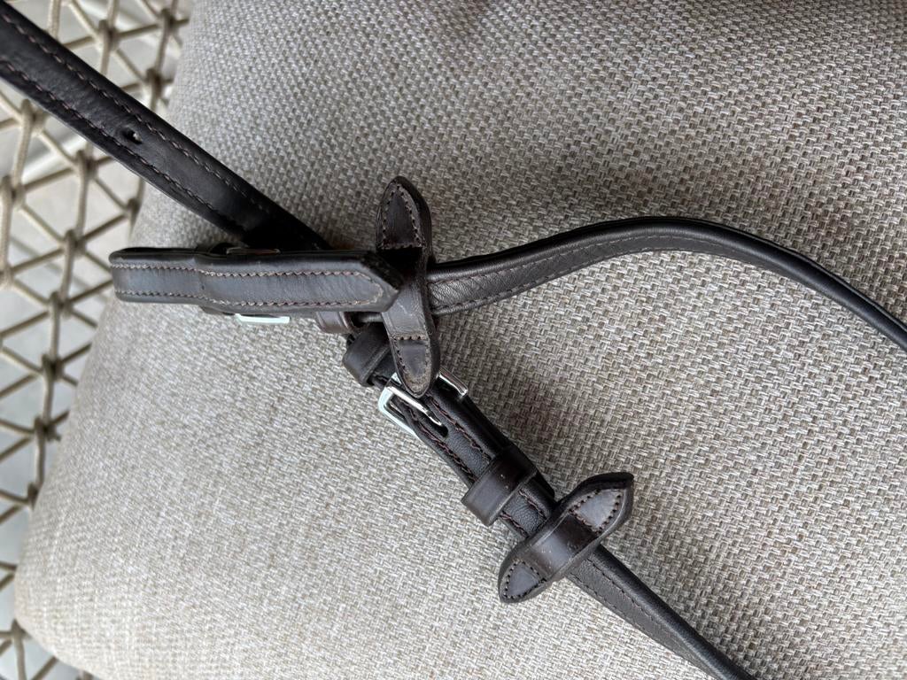 SCHOCKEMÖHLE DURASOFT Teugels bruin met zilver sluitwerk, Dieren en Toebehoren, Paarden en Pony's | Hoofdstellen en Tuigage, Ophalen of Verzenden