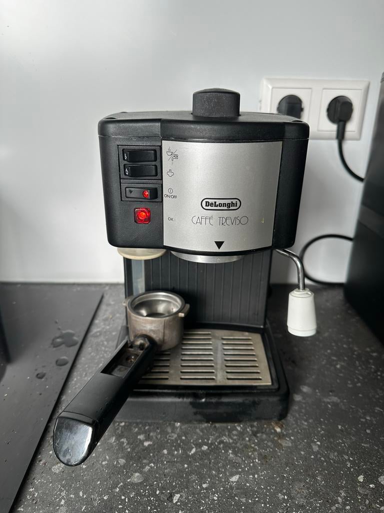 DeLonghi Caffe Treviso koffiemachine - coffee machine, Ophalen, Afneembaar waterreservoir, Gebruikt, Espresso apparaat