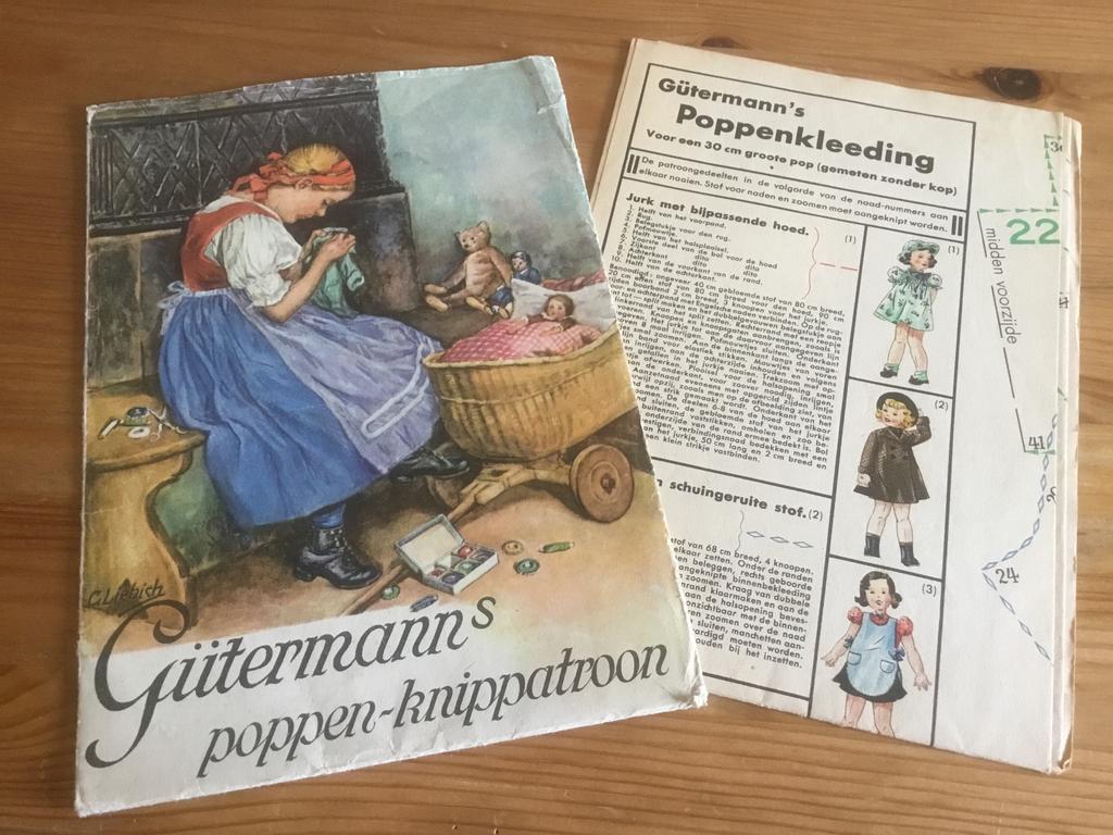Vintage Gütermann poppenkleertjes patronen, Ophalen of Verzenden, Zo goed als nieuw, Kind, Overige merken
