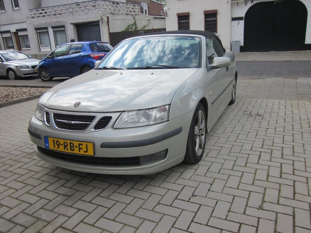 Saab 9-3 1.8 T 110KW Cabrio AUT 2005 PARCHMENT SILVER, 1998 cc, Parkeersensor, 4 cilinders, Cabriolet