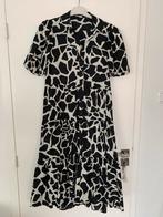 Nieuwe Zara jurk met dierenprint, maat S, Kleding | Dames, Zwart, Nieuw, Ophalen of Verzenden, Maat 36 (S)