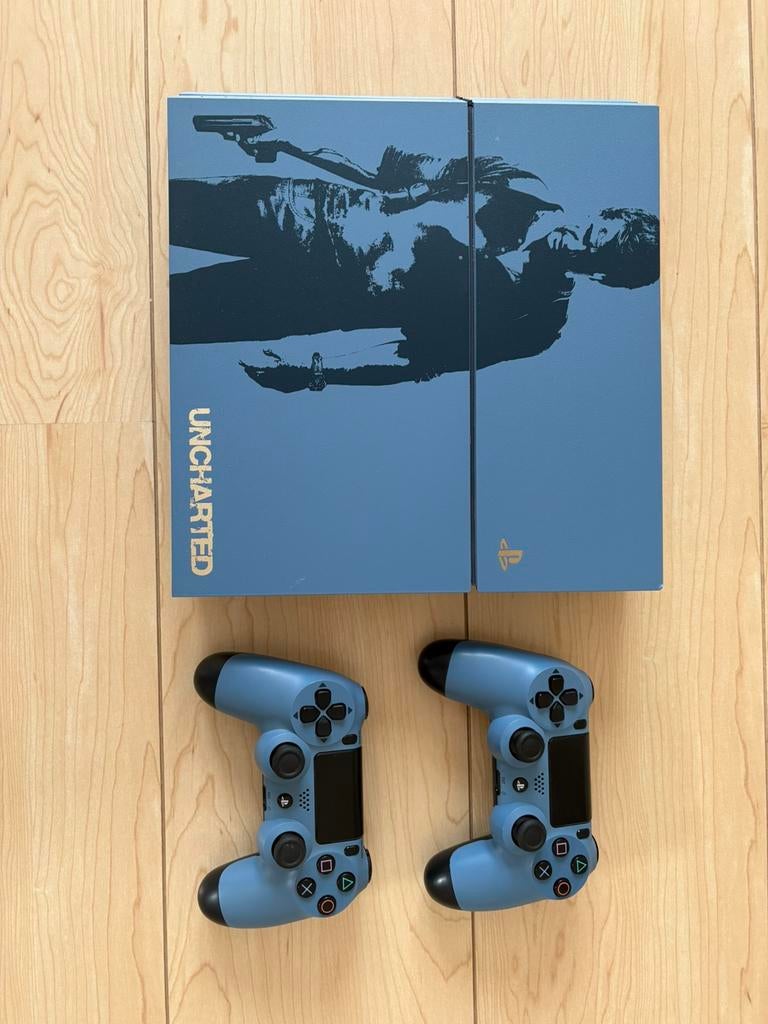 PlayStation 4, limited edition, Ophalen of Verzenden, Zo goed als nieuw, Original
