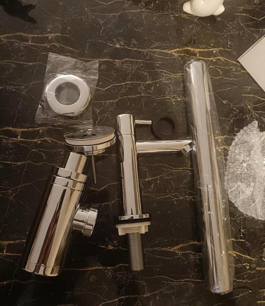 Kraan met sifon en afvoer, Ophalen, Nieuw